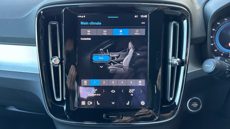 Volvo XC40 2.0 B3P Core 5dr Auto Petrol Estate